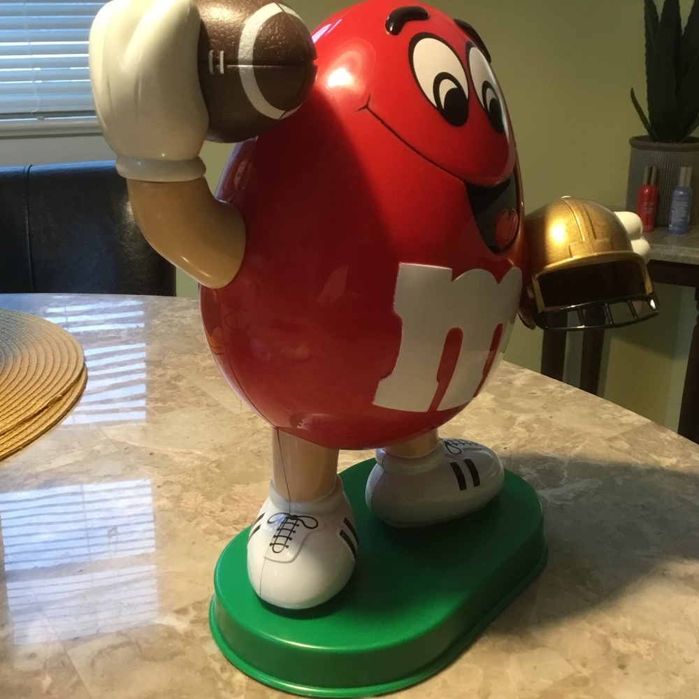 Vintage M&M Sport Candy Dispenser Limited Edition Football - Picture 10 of 16